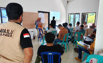 BAWASLU PASER MONITORING PENGAWASAN REKAPITULASI SUARA DIKECAMATAN